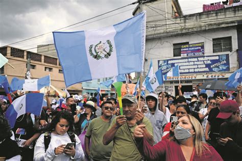 Congreso De Guatemala Desconoce Al Partido De Bernardo Ar Valo El