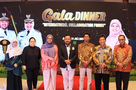 Sambut Jajaran Rektorat Ptma Bupati Gresik Sajikan Jamuan Gala Diner