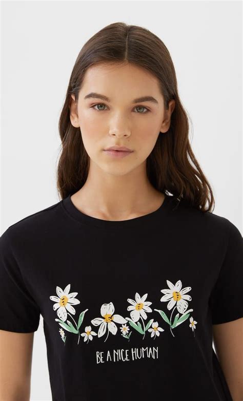 T Shirts For Women Summer Fashion 2020 Stradivarius United Kingdom