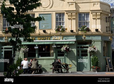 Pub The White Hart 22 Great Suffolk Street London Se1 Uk Stock Photo