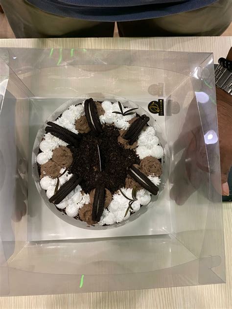 Oreo Chocolate Vegan Naked Cake JUNANDUS