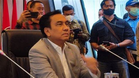 Profil Dan Biodata Effendi Simbolon Sudah 4 Periode DPR RI Kini