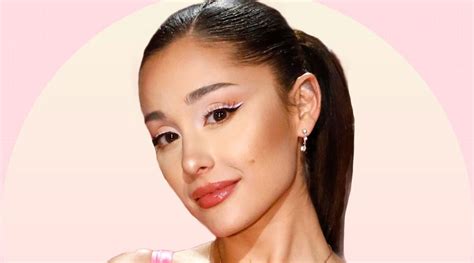 Ariana Grande Alb M Hakk Nda Konu Tu M Zik Haber Radyo Fenomen