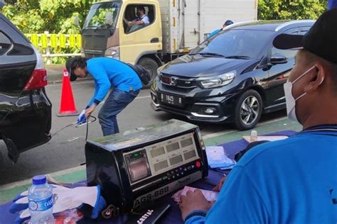 Simak Tips Biar Selalu Lolos Saat Uji Emisi Mobil Oto