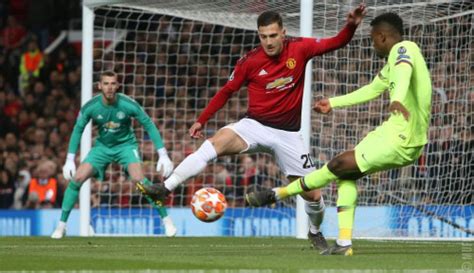 Diogo Dalot Perpanjang Kontrak Di Mu Hingga