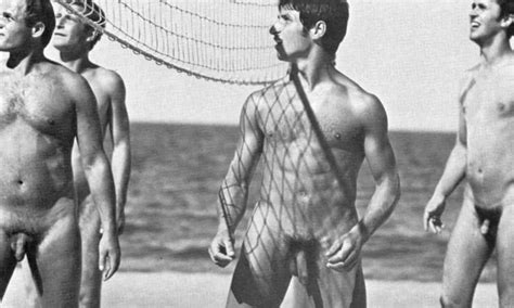 Bob S Naked Guys Nude Beaches And Volleyball Go Together