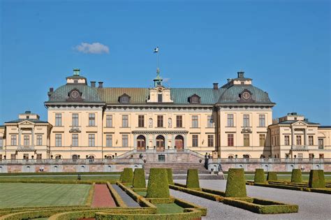 [100+] Drottningholm Palace Wallpapers | Wallpapers.com