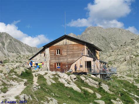 Pyrandonnées Itinéraire de randonnée Refuge de Colomina depuis le