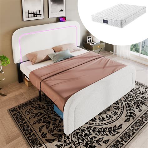 Lit adulte 160 x 200 cm avec tête de lit réglable USB Type C LEDs