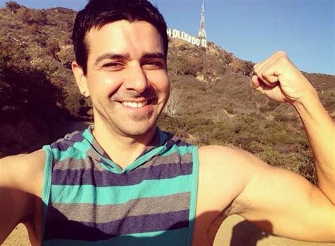 Puberdade Gay Axilas Masculina