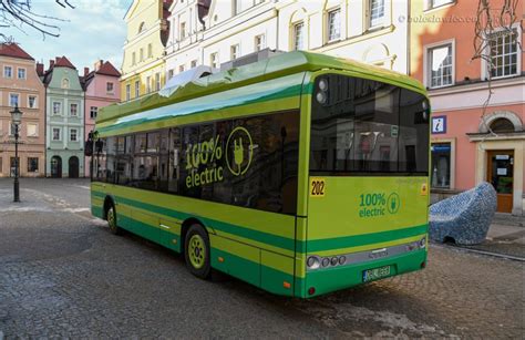 Boles Awiec Ma Ju Trzy Elektryczne Solarisy Transport Publiczny