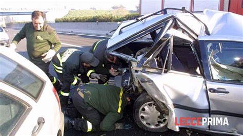 Falsi Incidenti Per Truffare L Assicurazione In Otto Rischiano Il Processo