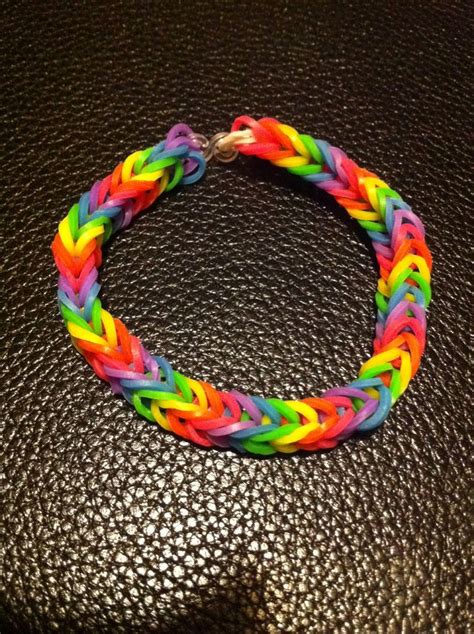 How To Make An Easy Rainbow Loom Fishtail Bracelet Rainbow Loom