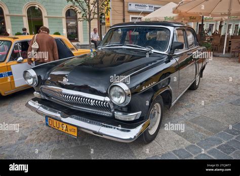 Volga Gaz Soviet Car Fotos Und Bildmaterial In Hoher Aufl Sung Alamy