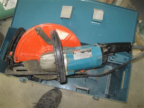 Makita Electric 305mm 12 Cutoff Saw