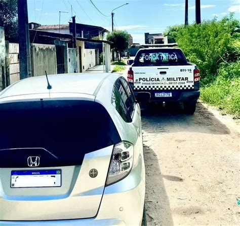 Polícia Militar recupera veículo e pertences roubados em Parnamirim