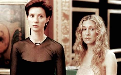 Cynthia Nixon E Sarah Jessica Parker In Una Scena Di Sex And The City Episodio Obiettivo