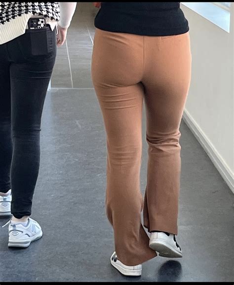 My Nice Ass College Classmate Oc Spandex Leggings Yoga Pants Forum