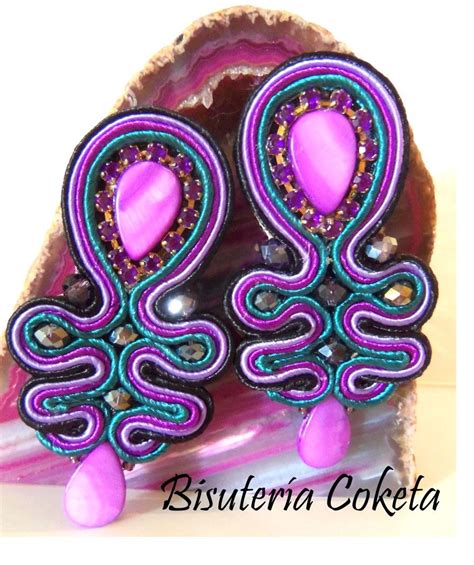 Zarcillos elaborados con la técnica de Soutache Piedras naturales