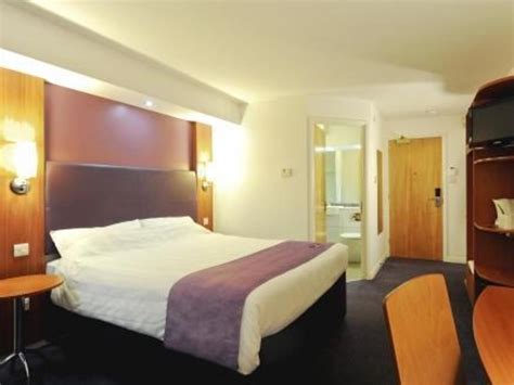 Premier Inn Cambridge A14 J32 Hotel - Deals, Photos & Reviews