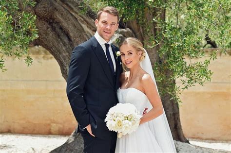 Manuel Neuer Nina Weiss So Sch N War Ihre Kirchliche Hochzeit In