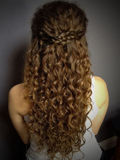 17 Awesome Half Up Prom Hairstyles For Naturally Curly Hair