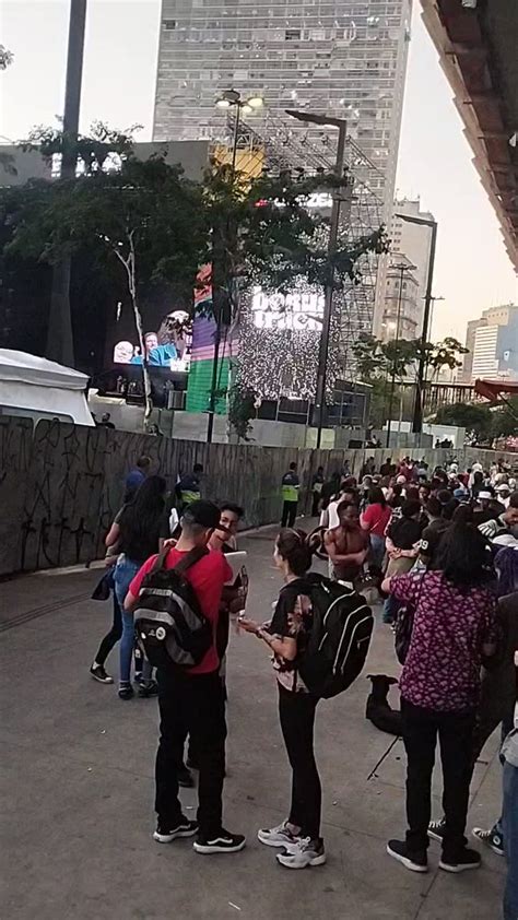 CHOQUEI on Twitter VEJA Várias pessoas assistem ao Festival Mita do