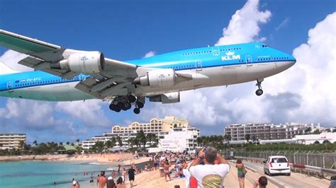 LOWEST EVER KLM Boeing 747 Landing Above Maho Beach SXM St Maarten