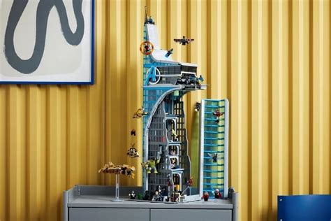 LEGO Marvel Avengers Tower