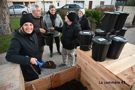 Yssingeaux Un Premier Composteur Collectif Test Dans Le Quartier De