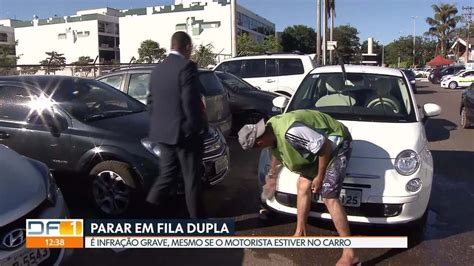 V Deo Detran Aplica Em M Dia Multas Por Dia Por Estacionamento