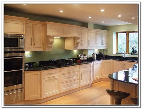 Enhancing The Look Of Your Kitchen With Maple Shaker Cabinets Kitchen