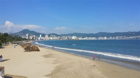 TOP 5 de Playas más Tranquilas en Acapulco 2024