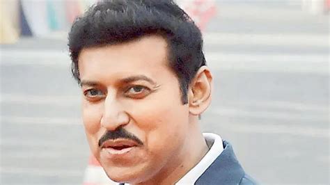 Lok Sabha Elections 2024 Bjps Rajyavardhan Rathore Holds Roadshow In