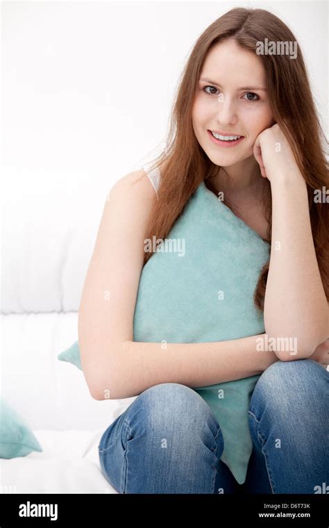 Hug Me Pillow Hi Res Stock Photography And Images Alamy