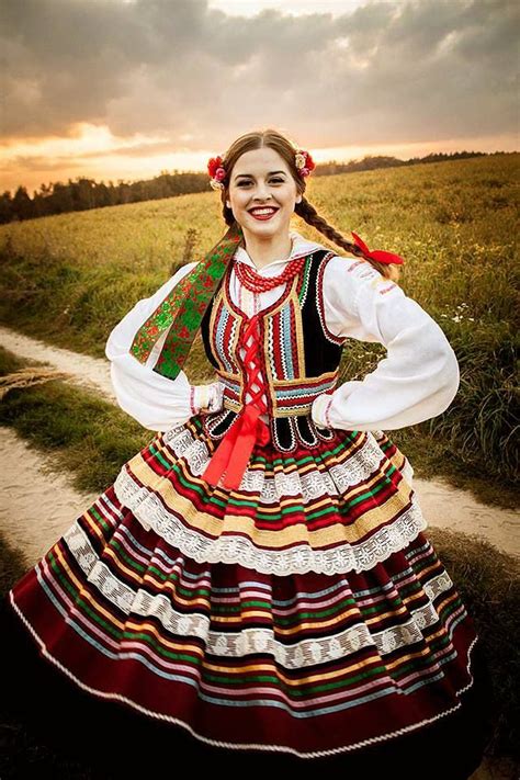 Haft I Str J Ludowy Traditional Clothing Of Poland Polish