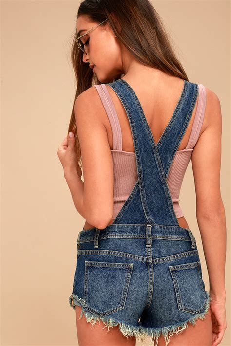 Free People Summer Babe Medium Wash Denim Short Overalls