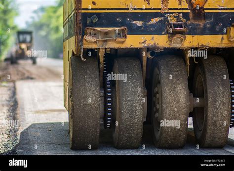 Static compaction using a pneumatic tyred roller Stock Photo - Alamy
