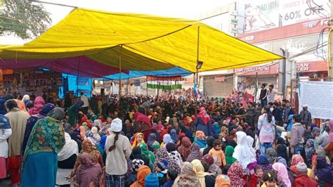 Despite calls to move, a women-led protest in India challenges the ...