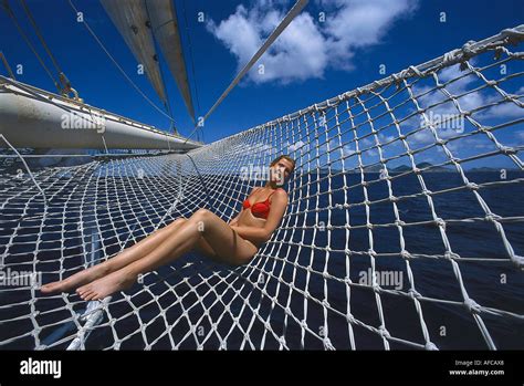 Sonnenbaden Auf Kreuzfahrtschiff Fotos Und Bildmaterial In Hoher