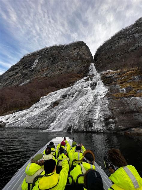 Fjordsafari Geirangerfjord winter — Visit Nordfjordeid