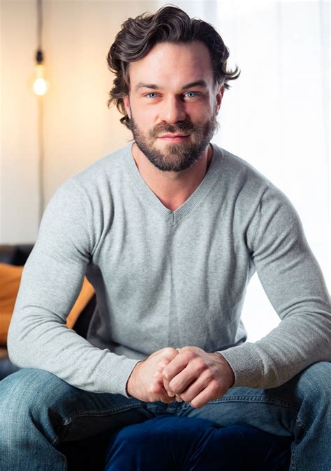 Provocative Wave For Men Do You Want To See Me Suck Cock And Get Some Dick Up My Ass