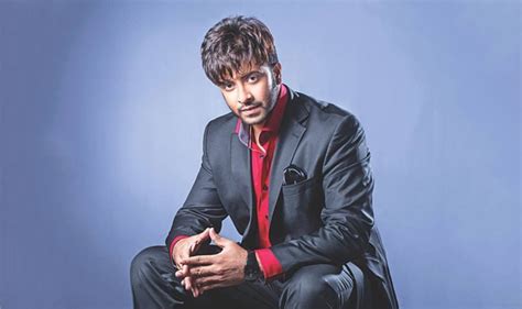 Bangladeshi Actor Shakib Khan Sued By Auto Driver For Using His Phone