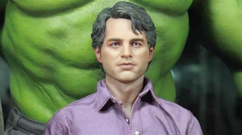 The Avengers Hot Toys Bruce Banner Movie Masterpiece 1 6 Scale Collectible Figure Review Youtube