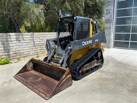 John Deere 319e Skid Steer Loader