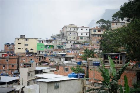 Rocinha Volta A Ser A Maior Favela Do Brasil Diz Ibge Metr Poles