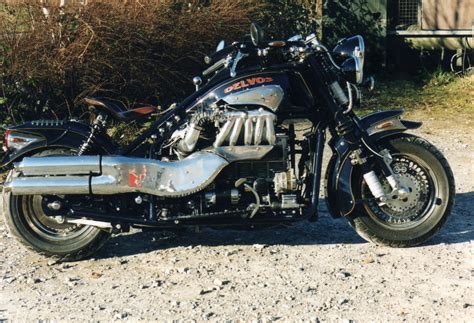 Titan 1 001