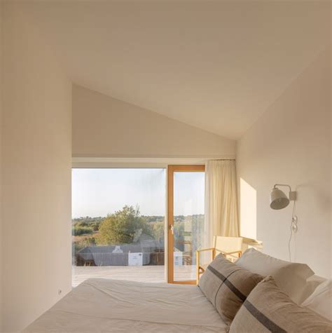 Architecture Dezeen Falc O De Campos Designs Zigzagging Vacation Villa