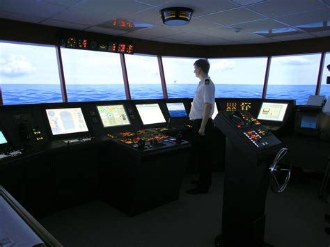 Судовождение на морских путях: профиль специалитета в вузах России