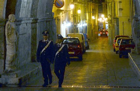 Pasqua Sicura Carabinieri In Azione Anche Con Pattuglie A Piedi L Eco